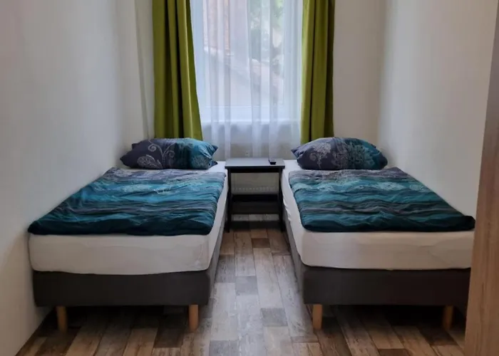 Apartmenthaus Apartment Werdau